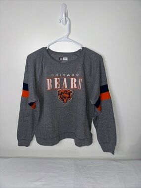 NFL Team Apparel Women's Gray Crewneck Sweatshirt